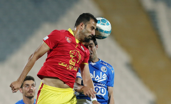 نیمه اول؛ نفت تهران 0-0 استقلال