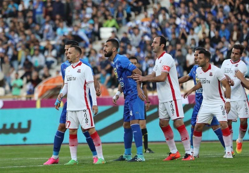 نیمه اول؛ استقلال 1-0 نساجی مازندران