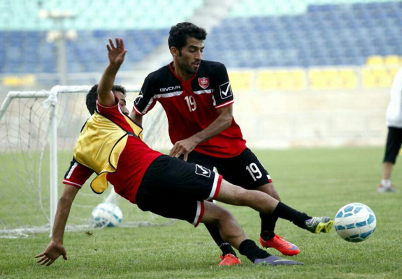 آخرین جلسه تمرینی باشگاه پرسپولیس در سال 95-علی اکبر طاهری