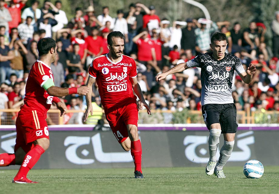 لیگ برتر فوتبال ایران-پرسپولیس-تراکتورسازی