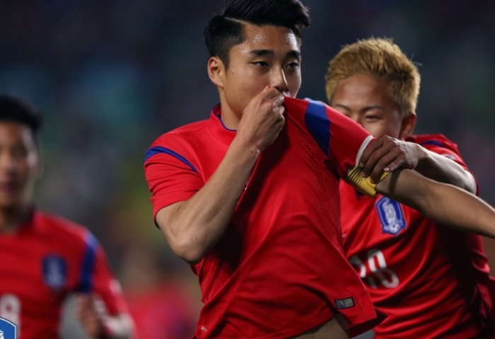 افتتاحیه رقابت های جوانان آسیا؛ کره جنوبی 3 - 1 تایلند؛ چشم بادامی ها با برد استارت زدند