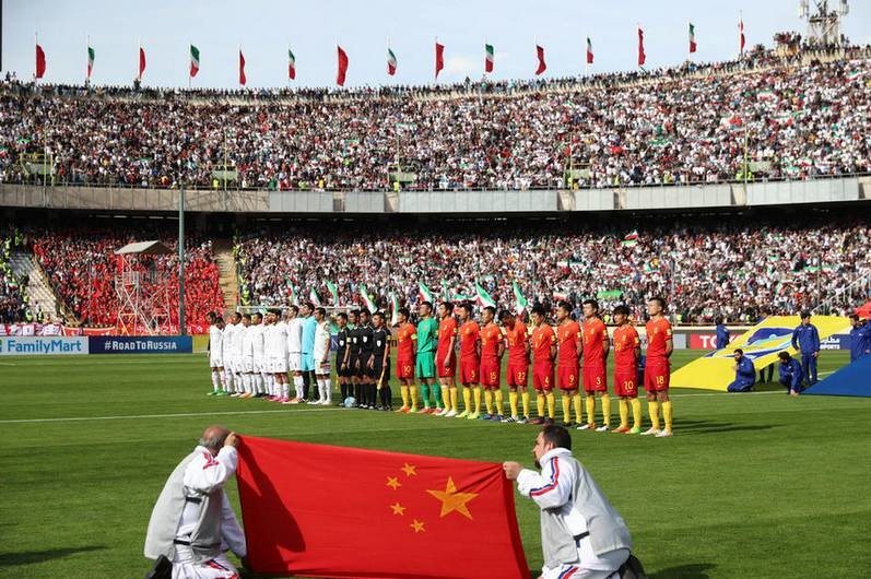 تخلف هواداران در دیدار ایران و چین-فیفا فدراسیون فوتبال ایران را جریمه کرد.