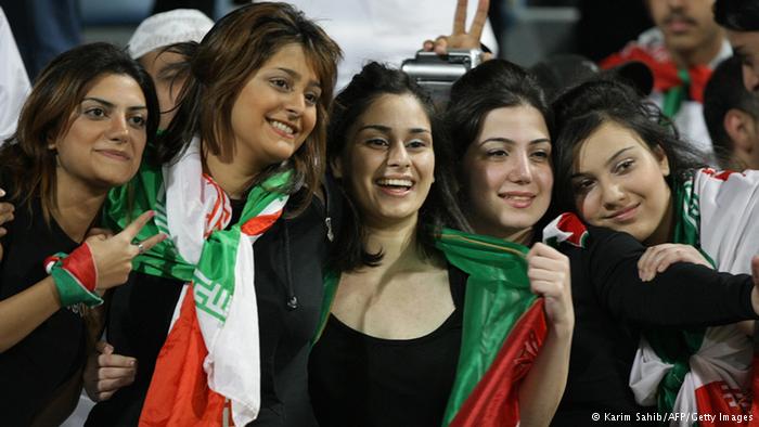 زنان ایرانی فوتبالی!!