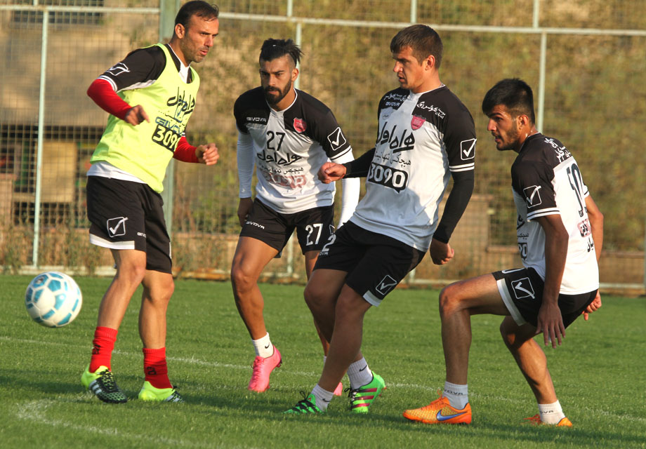 مدل موهای جدید رضاییان در تمرینات پرسپولیس