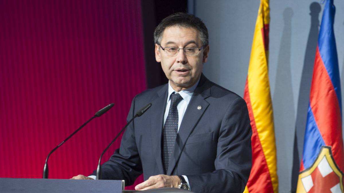 رئيس باشگاه بارسلونا - Josep Maria Bartomeu