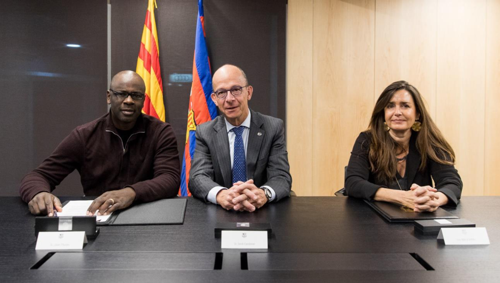 نایب رئیس بارسلونا - بارسلونا - مدافع فرانسوی اسبق بارسلونا - نژادپرستی 