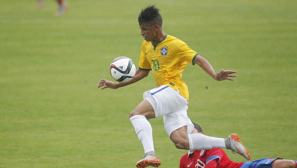 هافبک برزیلی پالمیراس - تیم ملی برزیل - پالمیراس