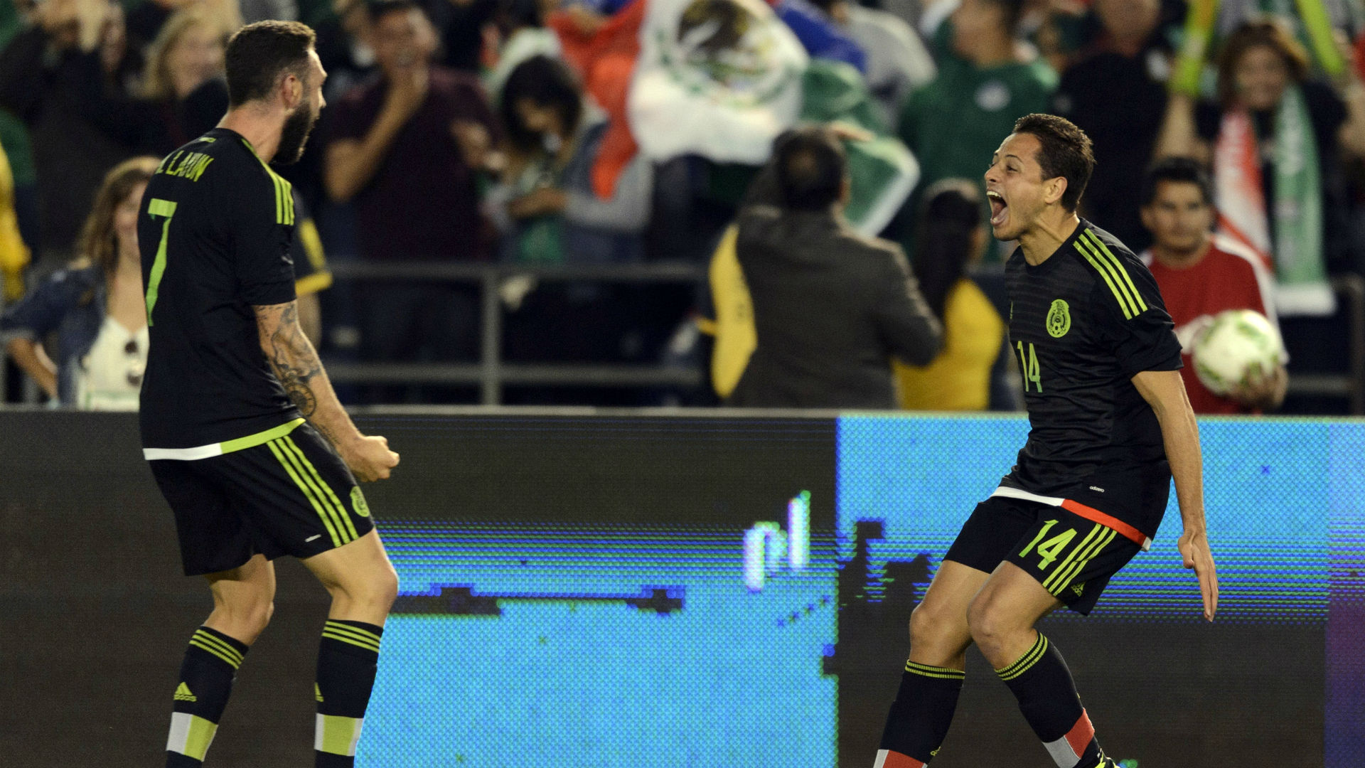 مکزیک - تیم ملی مکزیک - لایون - چیچاریتو