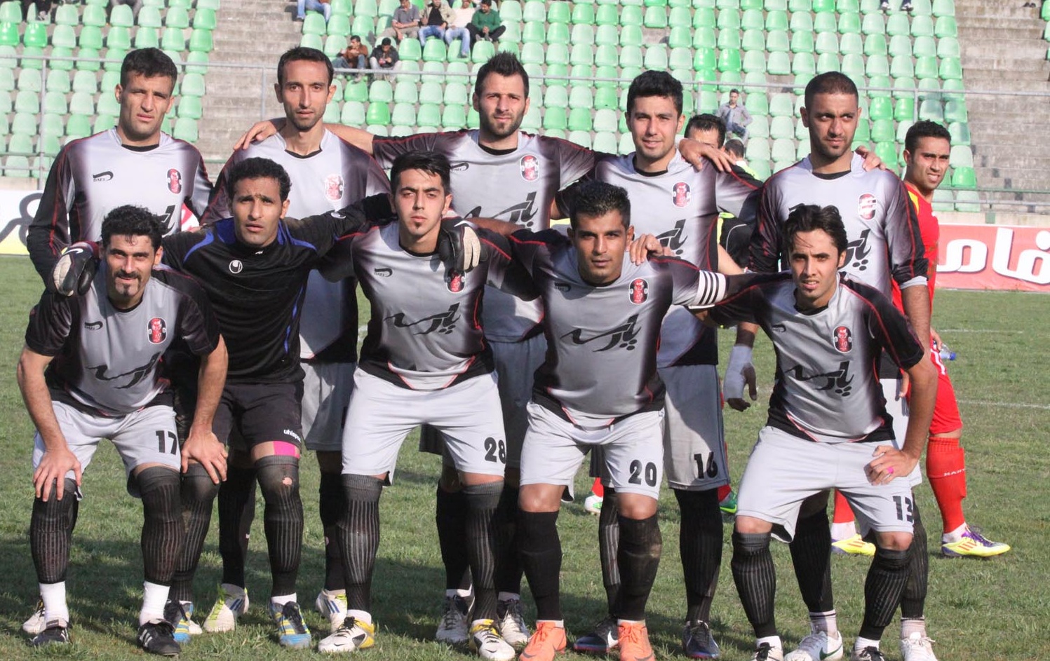 نامه اسدی به هیات فوتبال تهران: جلوی واگذاری امتیاز پارسه را بگیرید