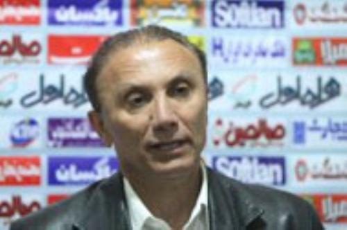 اسطوره پرسپولیس : کیروش فقط یه تساوی آورده .......
