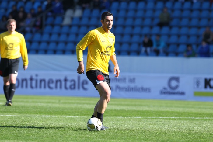 بازیکن سابق دورتموند: کلوپ باید یک فصل دیگر بماند