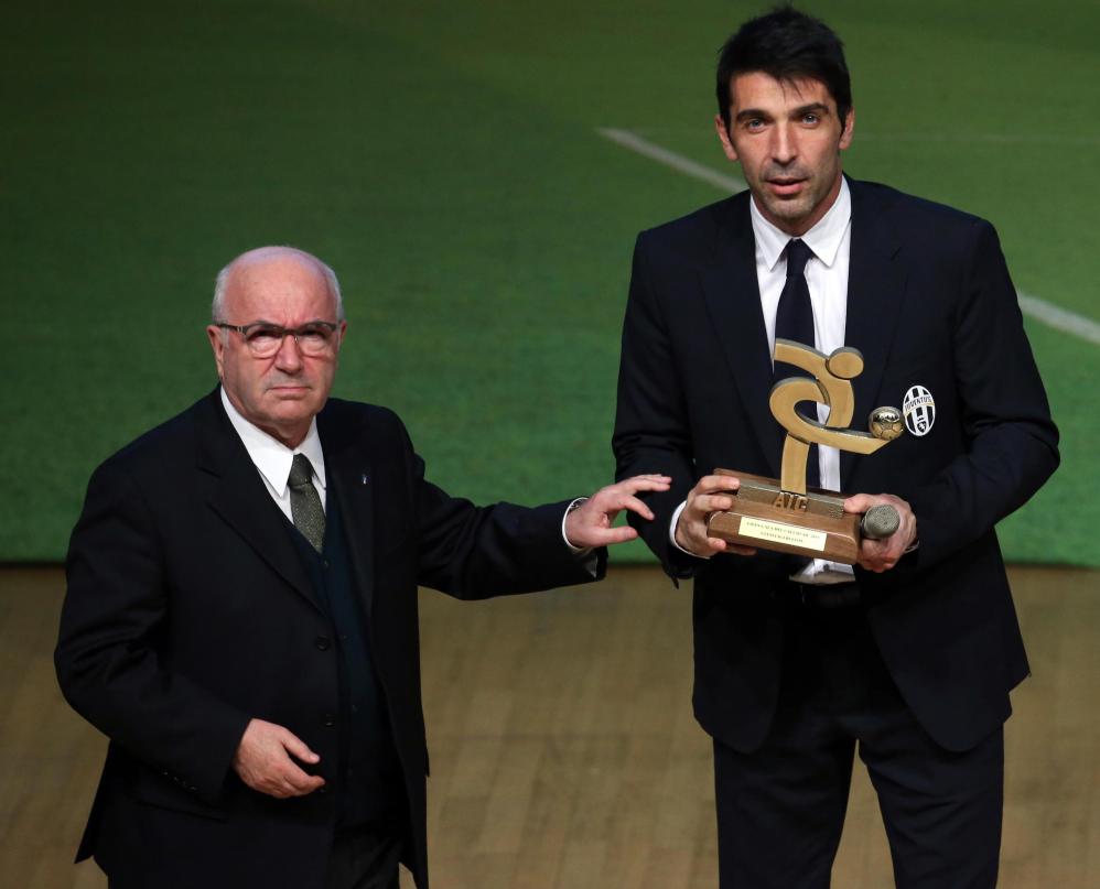 گزارش تصویری؛ بهترین های فوتبال ایتالیا در سال 2015 