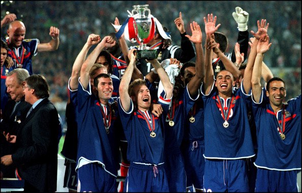 تاریخچه مسابقات یورو (13): یورو 2000 (2)