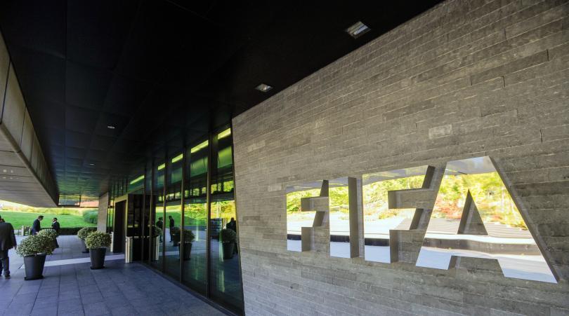 فیفا به فدراسیون فوتبال ایتالیا دستور داد صحبت های نژادپرستانه نایب رئیس خود را بررسی کند