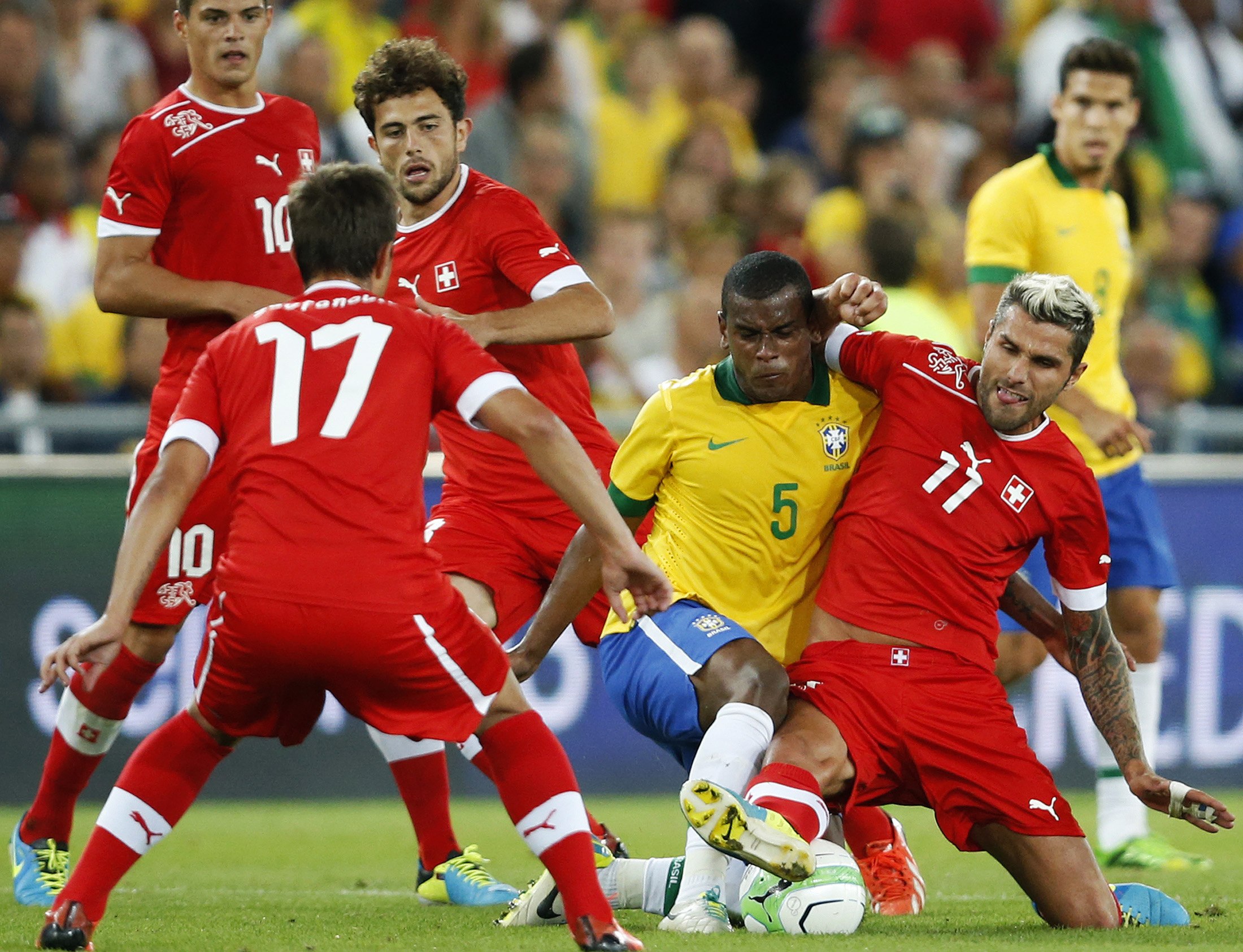  سوئیس 1 - 0 برزیل؛ ویدیو های بازی