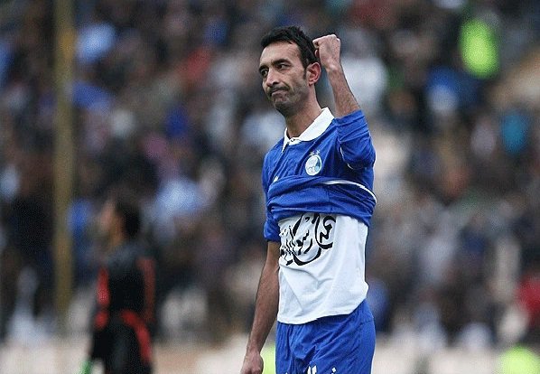 حفظ و صیانت از دین در صدر زندگی فوتبالیست‌های مسلمان ایران است 