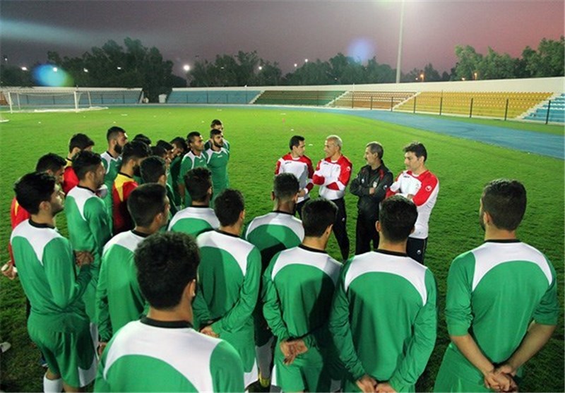 شاگردان خاکپور یک ساعت تمرین کردند؛ ناراحتی کاشانی از شکست تیم ملی