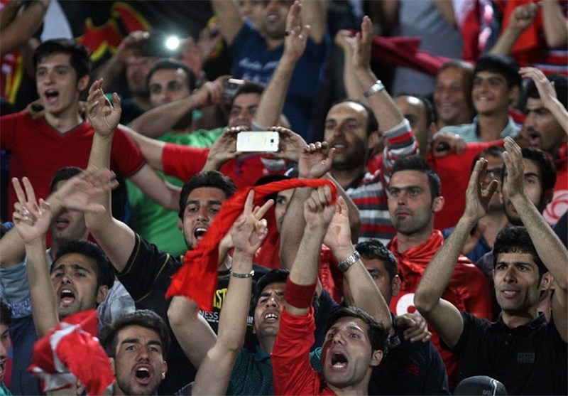 درگیری هواداران پرسپولیس با خبرنگاران