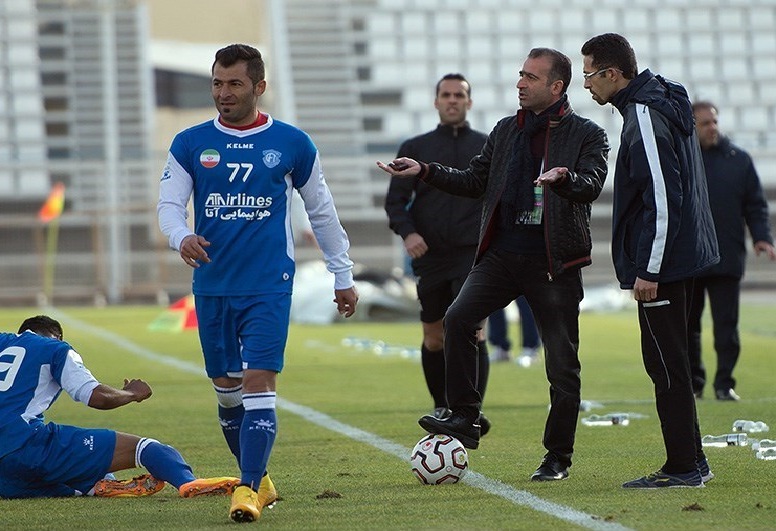 بازی گسترش و پرسپولیس بدون پروژکتور برگزار خواهد شد!