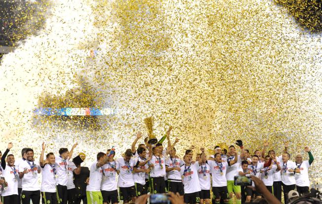 مکزیک؛ قهرمان گولد کاپ 2015 لقب گرفت 