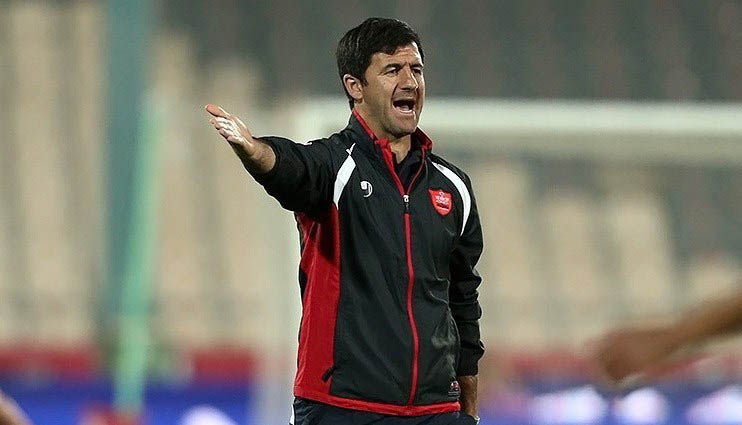 کریم باقری برای ادامه مذاکرات به باشگاه پرسپولیس رفت