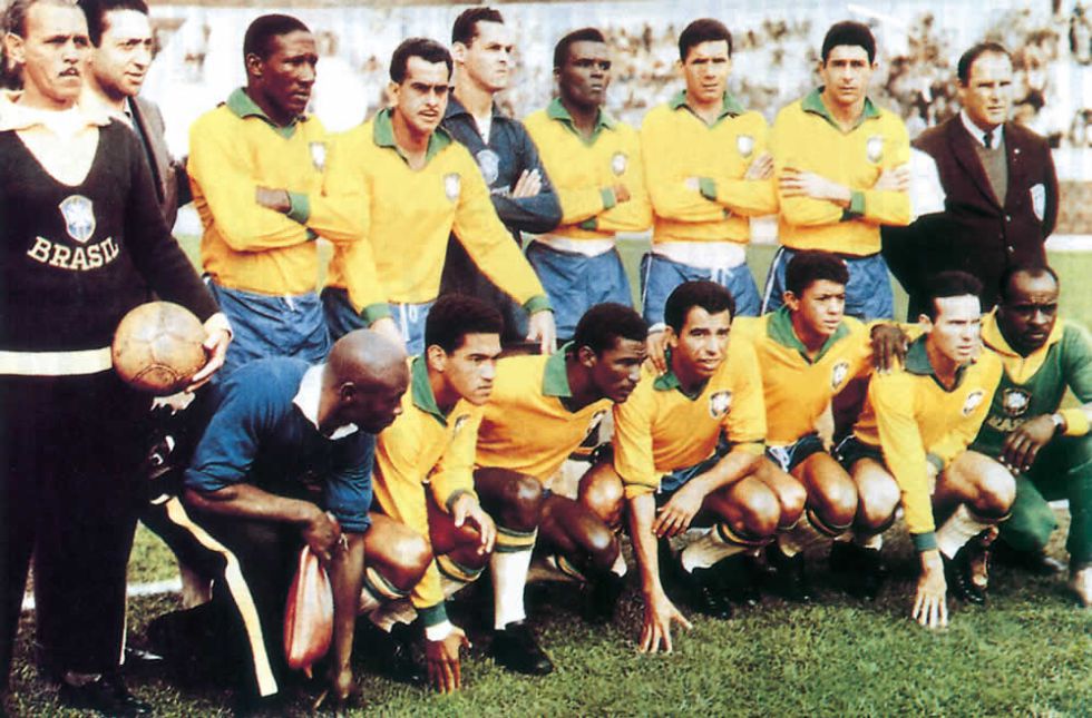 اسطوره فوتبال برزیل در 82 سالگی درگذشت