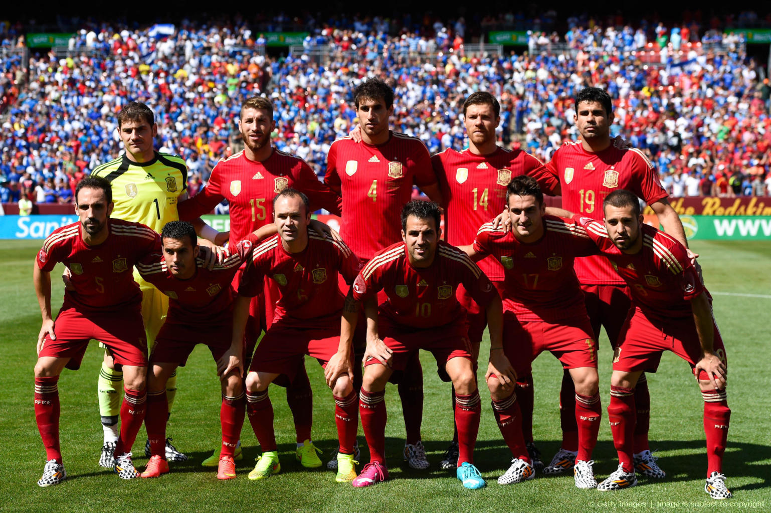 Несколько голов. Spain National Teams and Origins.