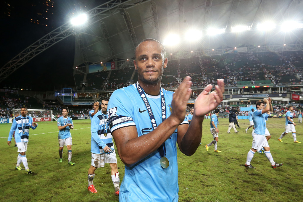 Венсан компани футболист. Венсан Компани. Vincent Kompany Burnley. Vincent Kompany DLS. Company footballer.