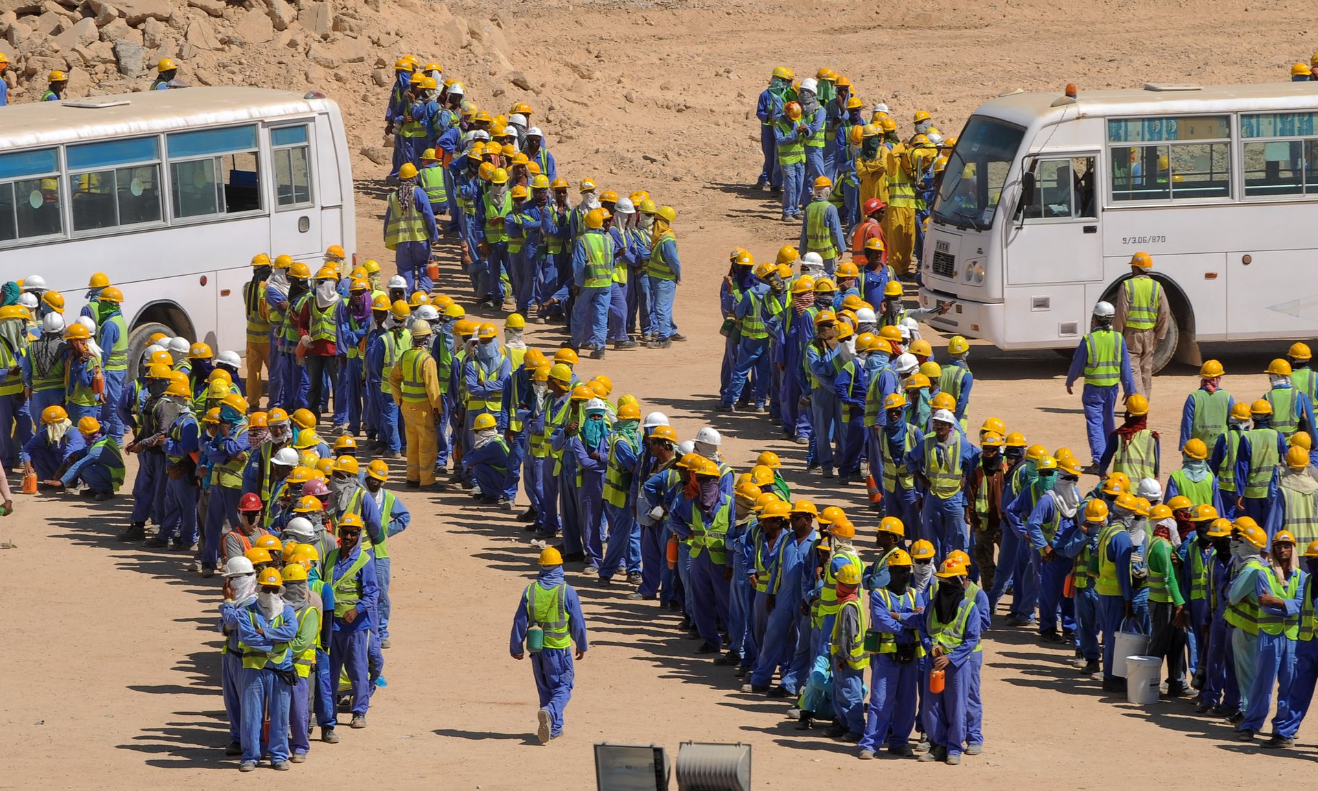 جام جهانی قطر ۲۰۲۲- آماده سازی جام جهانی قطر ۲۰۲۲- شرایط کارگران در قطر- سازمان عفو بین الملل- اتحادیه جهانی کارگری