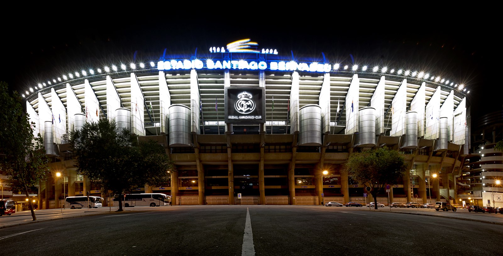 درخواست بارسلونا برای برگزاری بازی فینال جام حذفی در سانتیاگو برنابئو