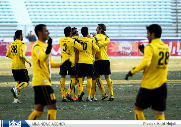 دوئل زردها؛ سپاهان 3-0 فجر سپاسی