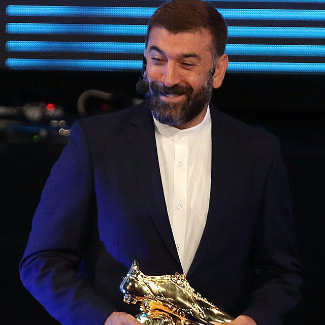 انصاریان: سلام خدمت همه  برنامه بهترينهاى ليگ  شب خوبى بود  ممنونم از محمد رضا احمدى و شركت ايران نوين ،سركار خانم شفيعى .  يا على