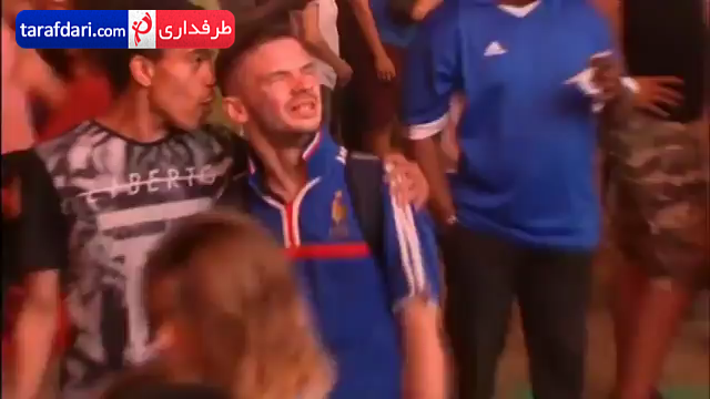 ویدیو؛ وقتی پسر بچه پرتغالی، هوادار گریان فرانسوی را دلداری می دهد