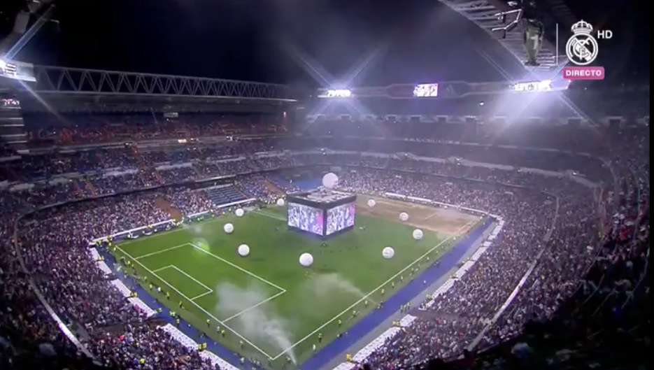 دانلود جشن قهرمانی رئال مادرید در لیگ قهرمانان اروپا در ورزشگاه سانتیاگو برنابئو (2015/16)