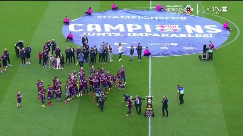 دانلود مراسم اهدای جام و جشن قهرمانی بارسلونا در لالیگا