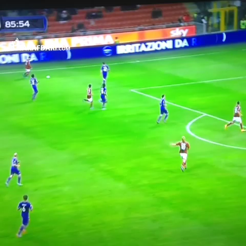 ویدیو؛ ضربه قیچی عجیب تورس در بازی میلان برابر فیورنتینا
