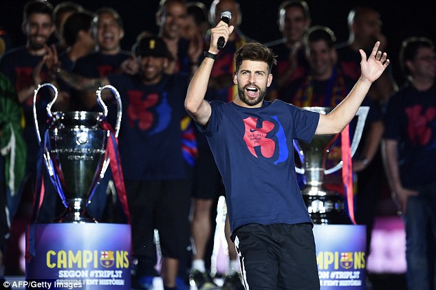 طعنه سنگین پیکه به رونالدو در جشن قهرمانی بارسلونا 