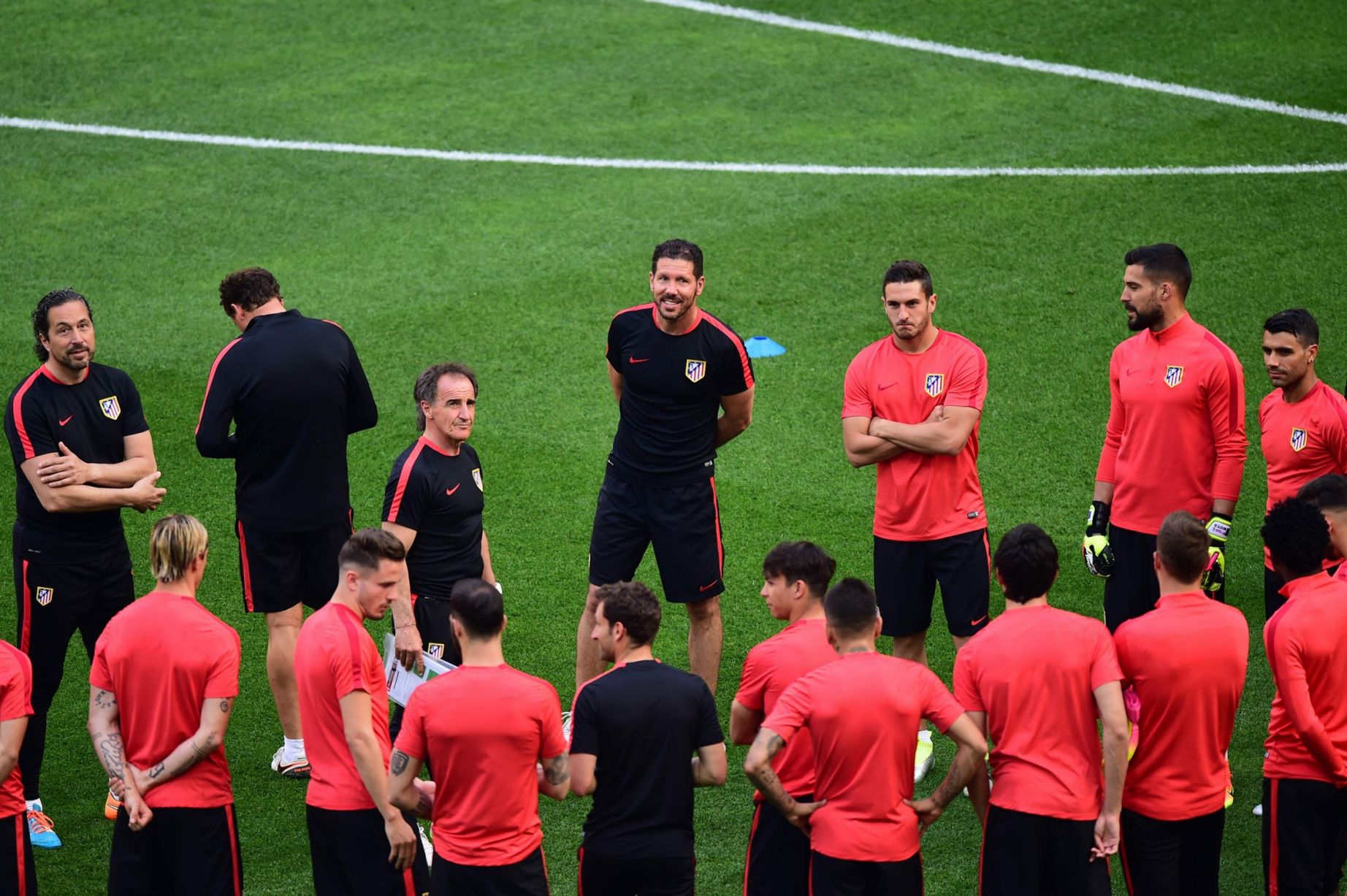 diego simeone - atletico madrid practice session