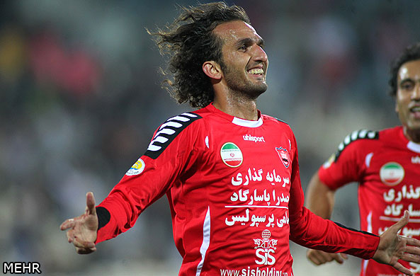 تراکتورسازی در پی جذب کاپیتان پرسپولیس