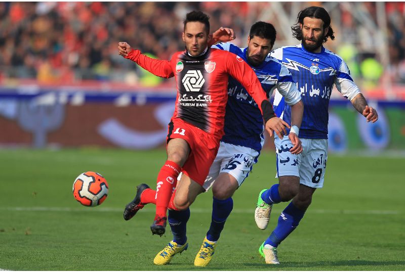 صادقیان: به استقلال بروم؟ دلم گیر پرسپولیس است