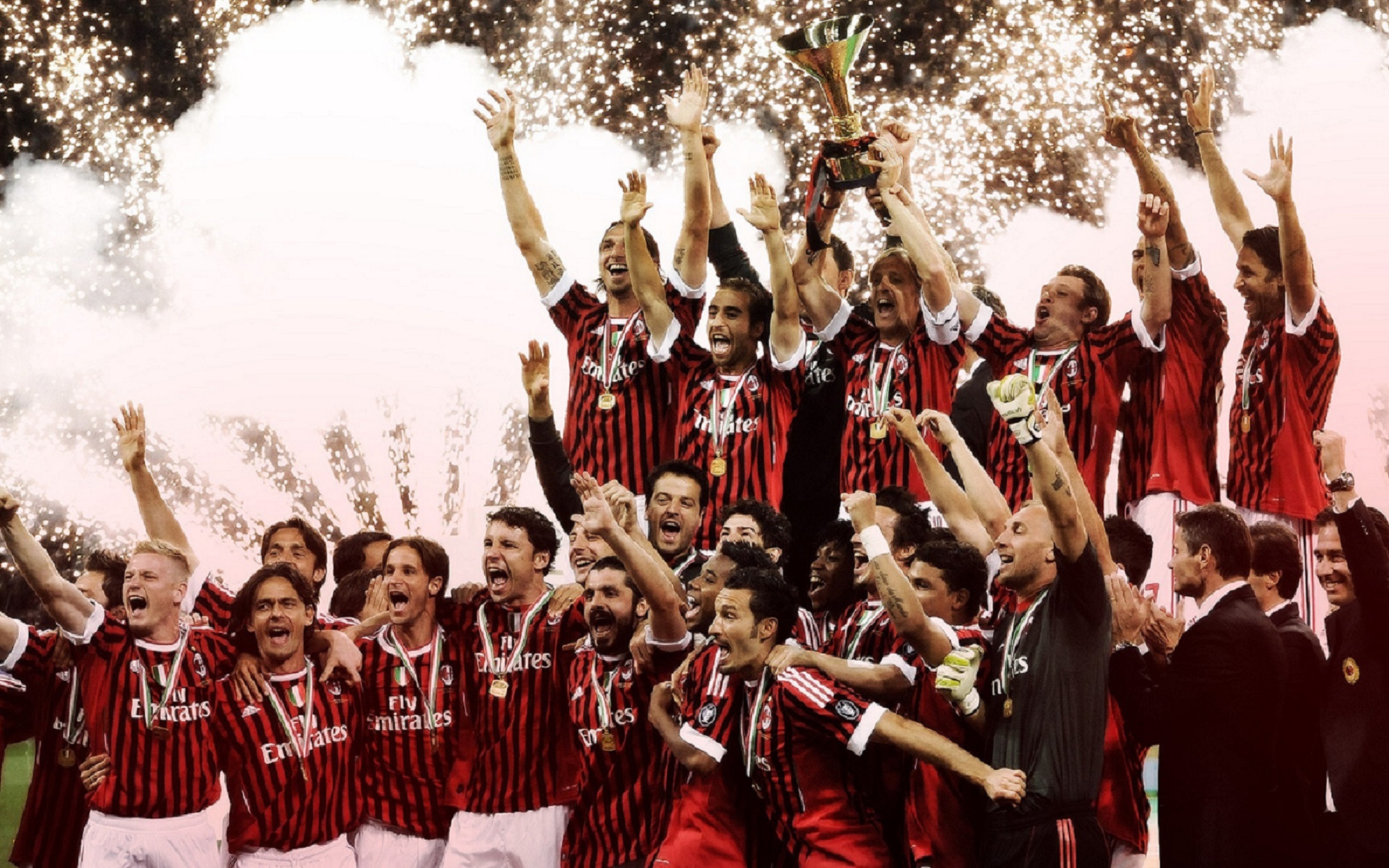 Ac milan. Милан скудетто. Скудетто Кубок Милан. Milan scudetto 2011. AC Milan scudetto.