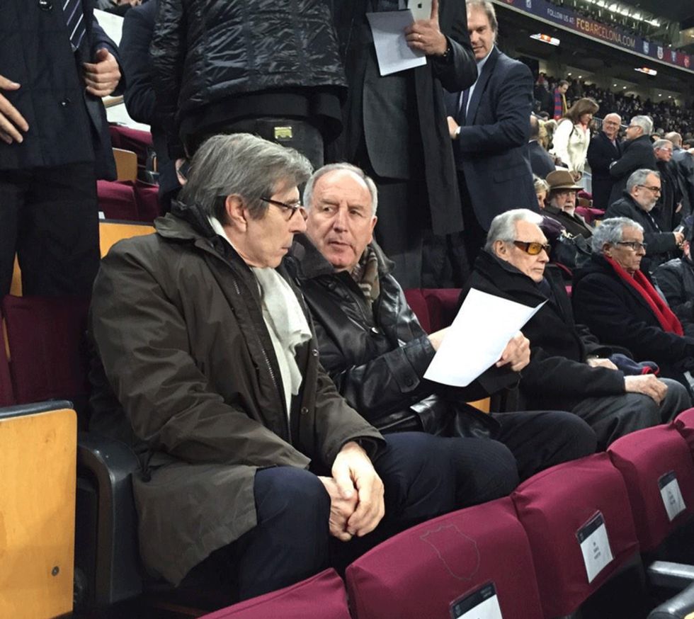 عکس روز:  حضور مدیر فنی جدید باشگاه بارسلونا در استادیوم نیوکمپ