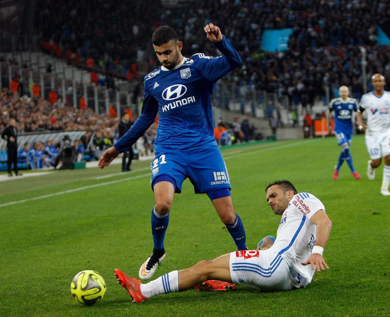 المپیک مارسی 0 - 0 المپیک لیون؛ زور مدعیان قهرمانی به هم نرسید