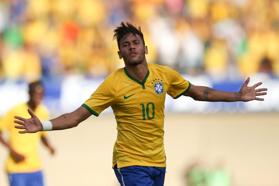 عکس روز: بازگشت نیمار به اردوی تیم ملی برزیل برای روحیه دادن به هم تیمی هایش