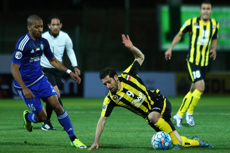 با توقف الاتحاد، سپاهان و النصر صدرنشین باقی ماندند