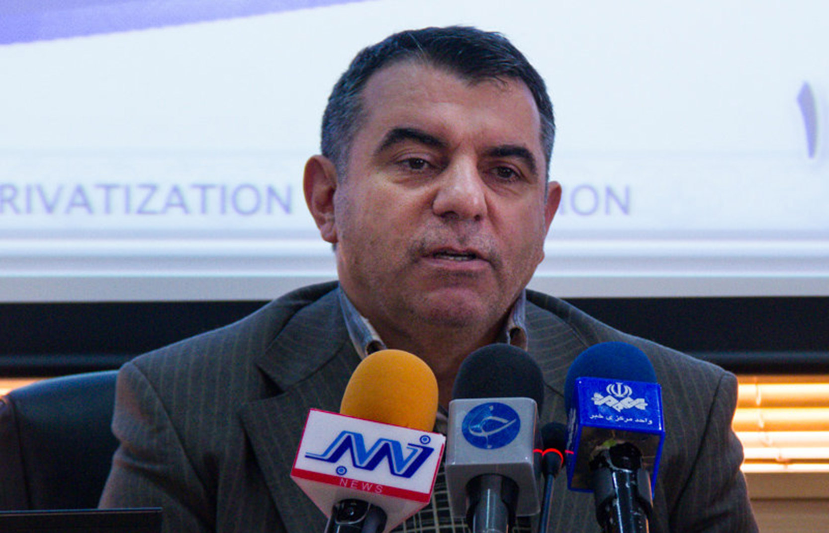 پوری‌ حسینی: متقاضی خرید استقلال بی‌دقتی کرد؛ خریداری فاقد اهلیت باشد صلاحیت او قبول نخواهد شد