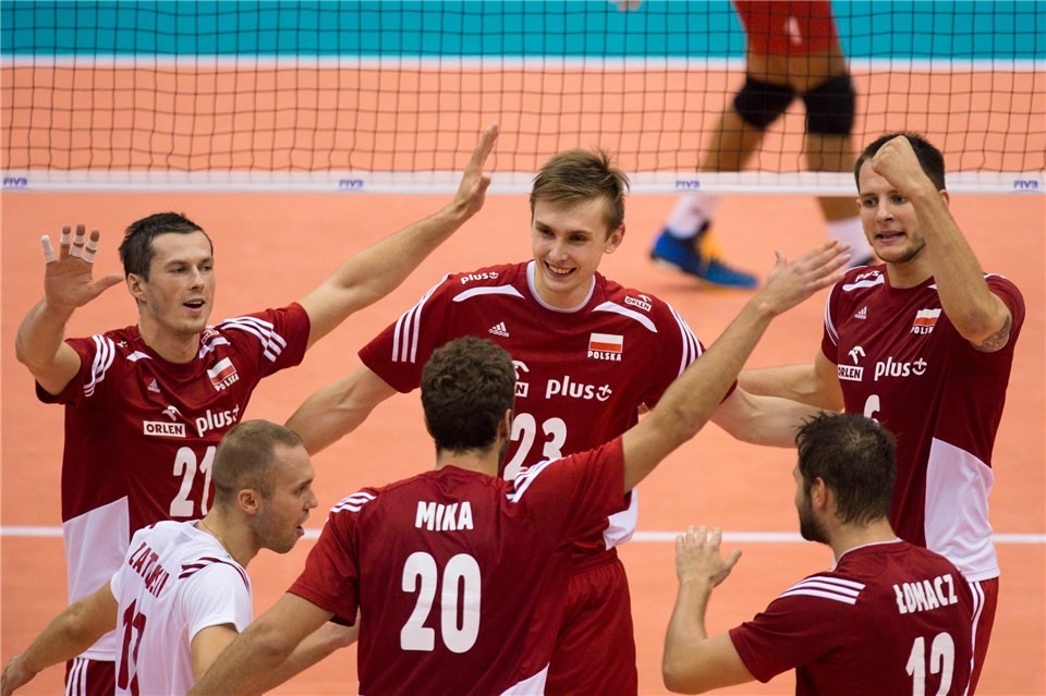 پیروزی قاطعانه لهستان مقابل قهرمان افریقا