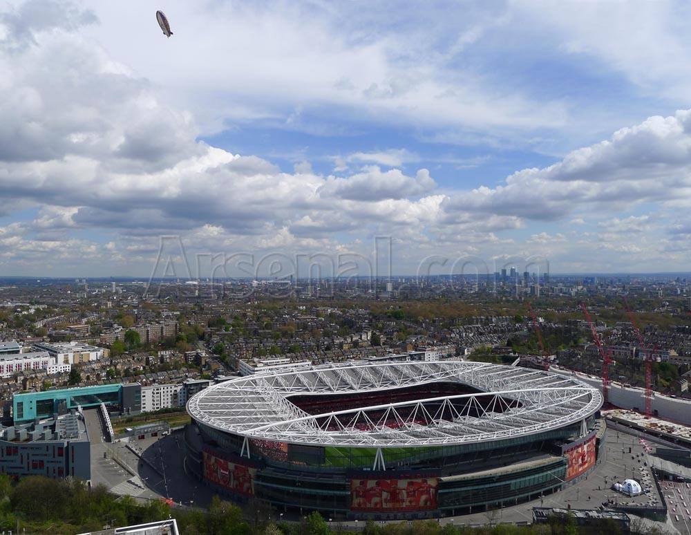 عکس روز: چمن فوق العاده ورزشگاه امارات آماده میزبانی بازی ها