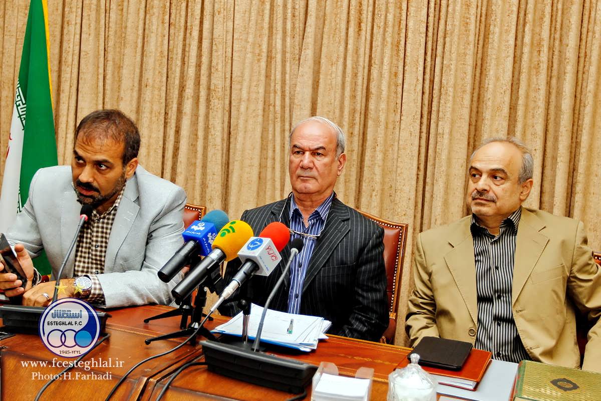 افشارزاده: سپاهان را ببریم می‌رویم برای قهرمانی؛ از باخت پرسپولیس اصلاً خوشحال نشدم 