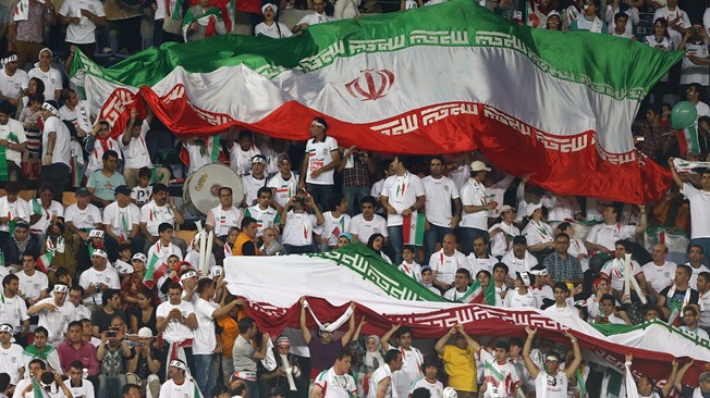 گزارش فردوسی پور از فوتبال ایران؛ خداحافظی کاپیتان دراز مدت تیم ملی و قول کی‌روش برای کیسه گل نشدن
